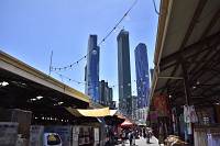 Melbourne - Queen-Victoria-Markt, im linken Wolkenkratzer war meine Unterkunft